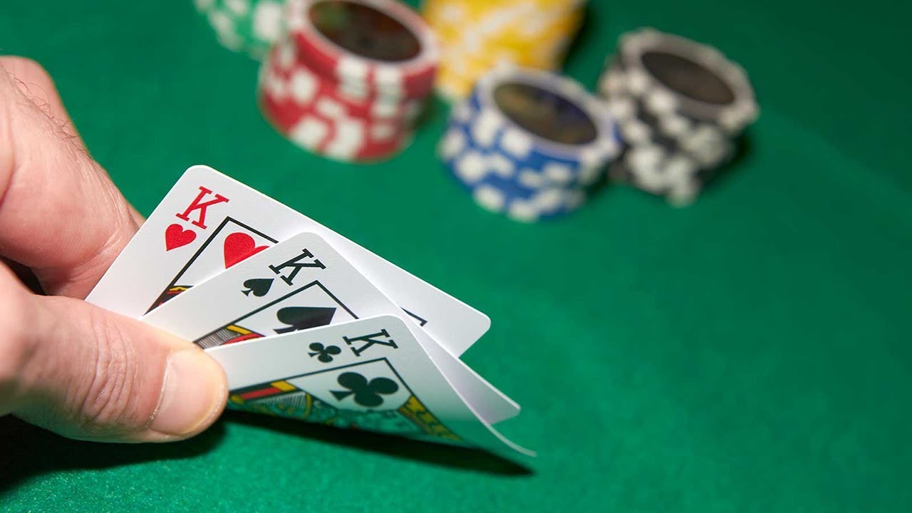 (Cách tận dụng thế bài mạnh khi chơi Poker)